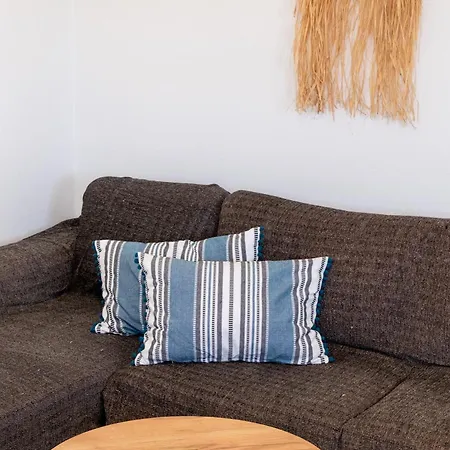 Blue View Villa Apartment #1 Luxury Sea View Mini Shared Pool Apartment